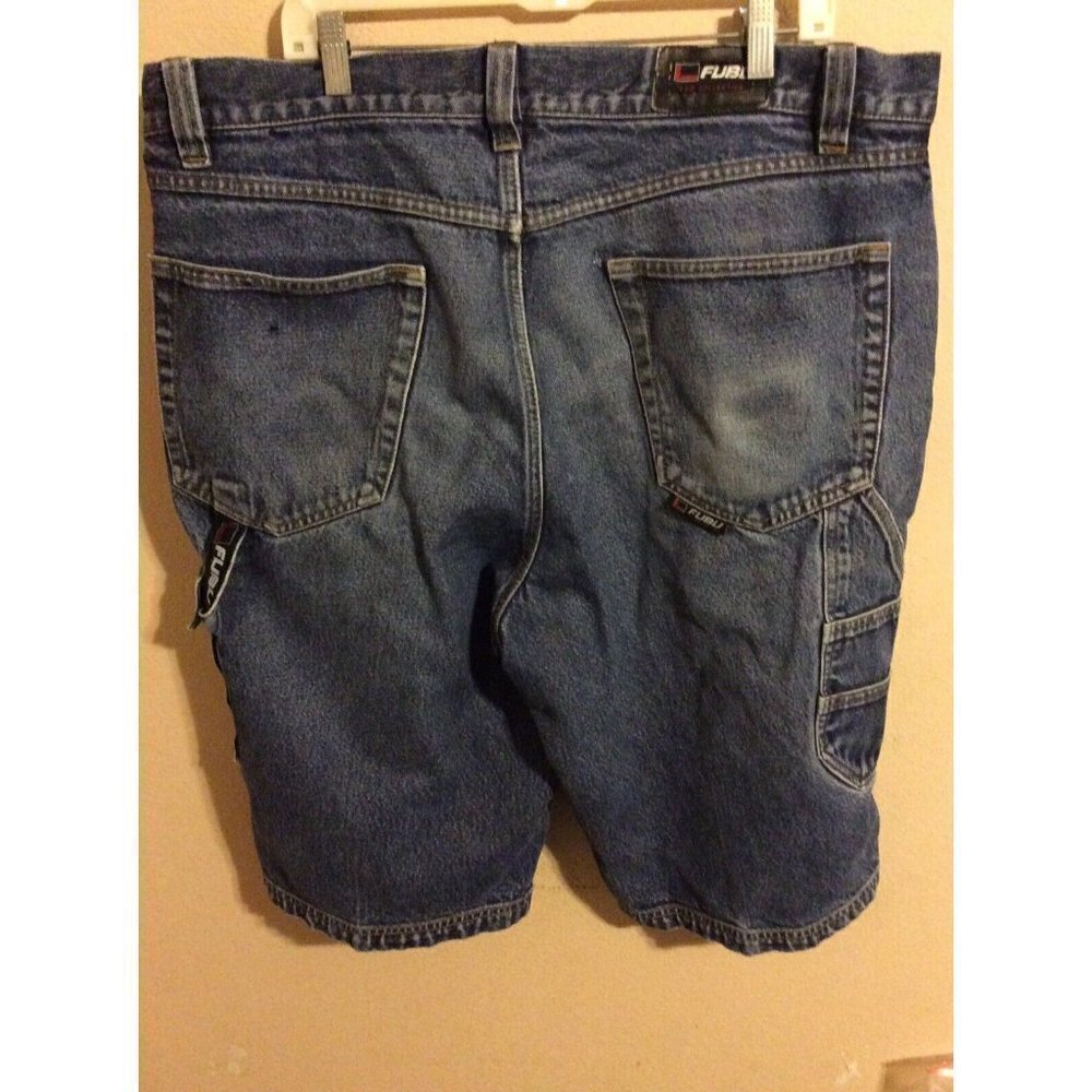 Fubu Shorts Size 40 Mens Blue Denim Casual Jean Shorts Straight Streetwear - Picture 2 of 12